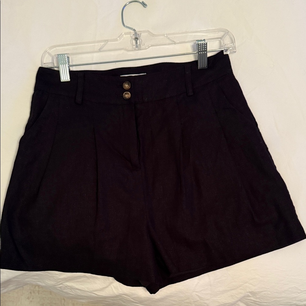 Evereve High-Waist Black Women's Linen Shorts